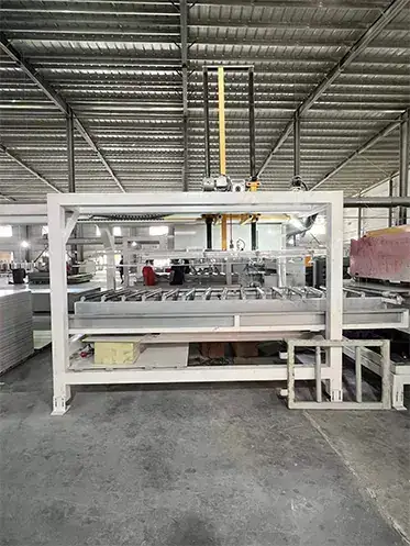 Aluminum wardrobe factory production